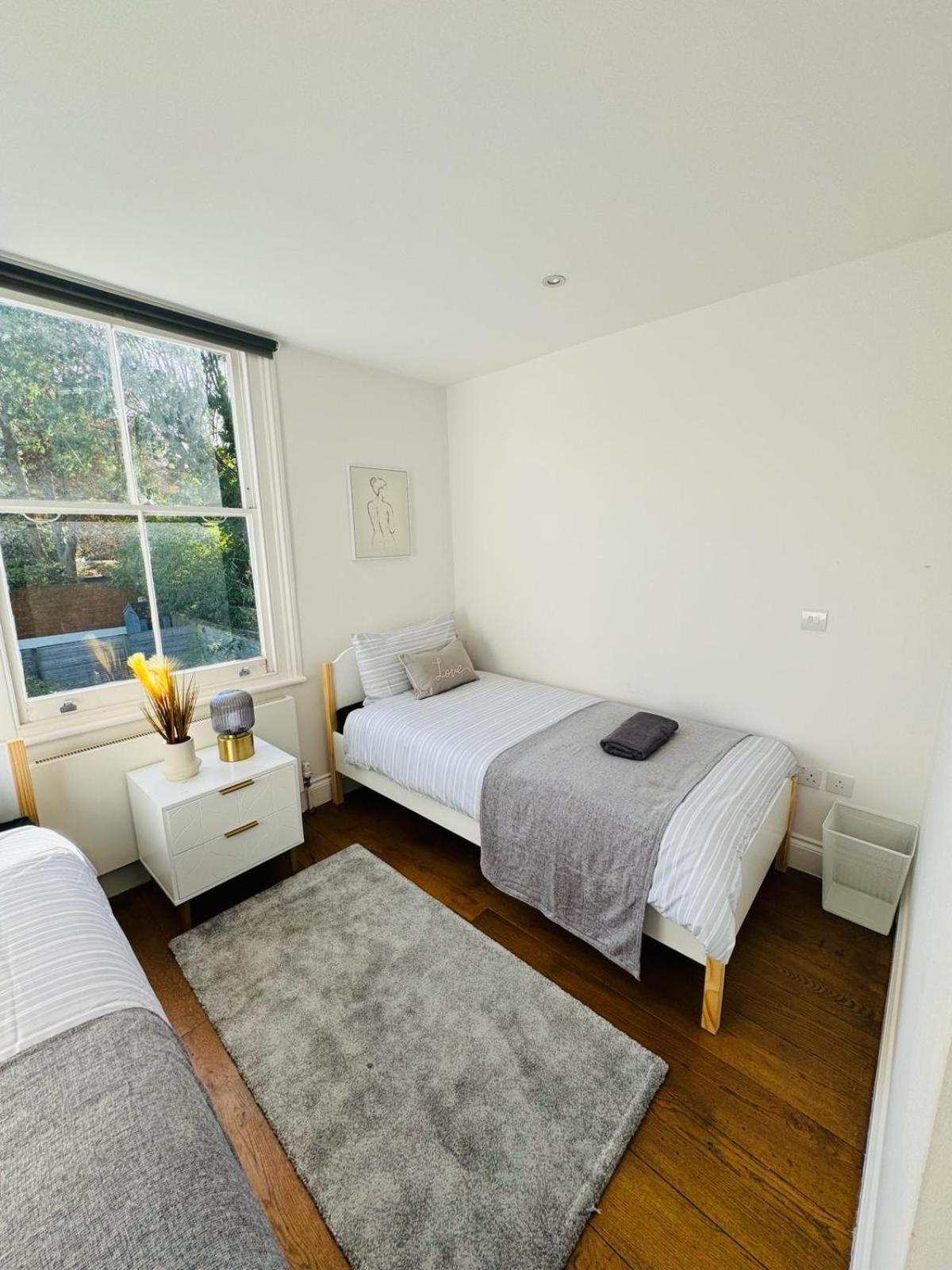 런던 Stunning Flat In Chiswick 아파트 외부 사진