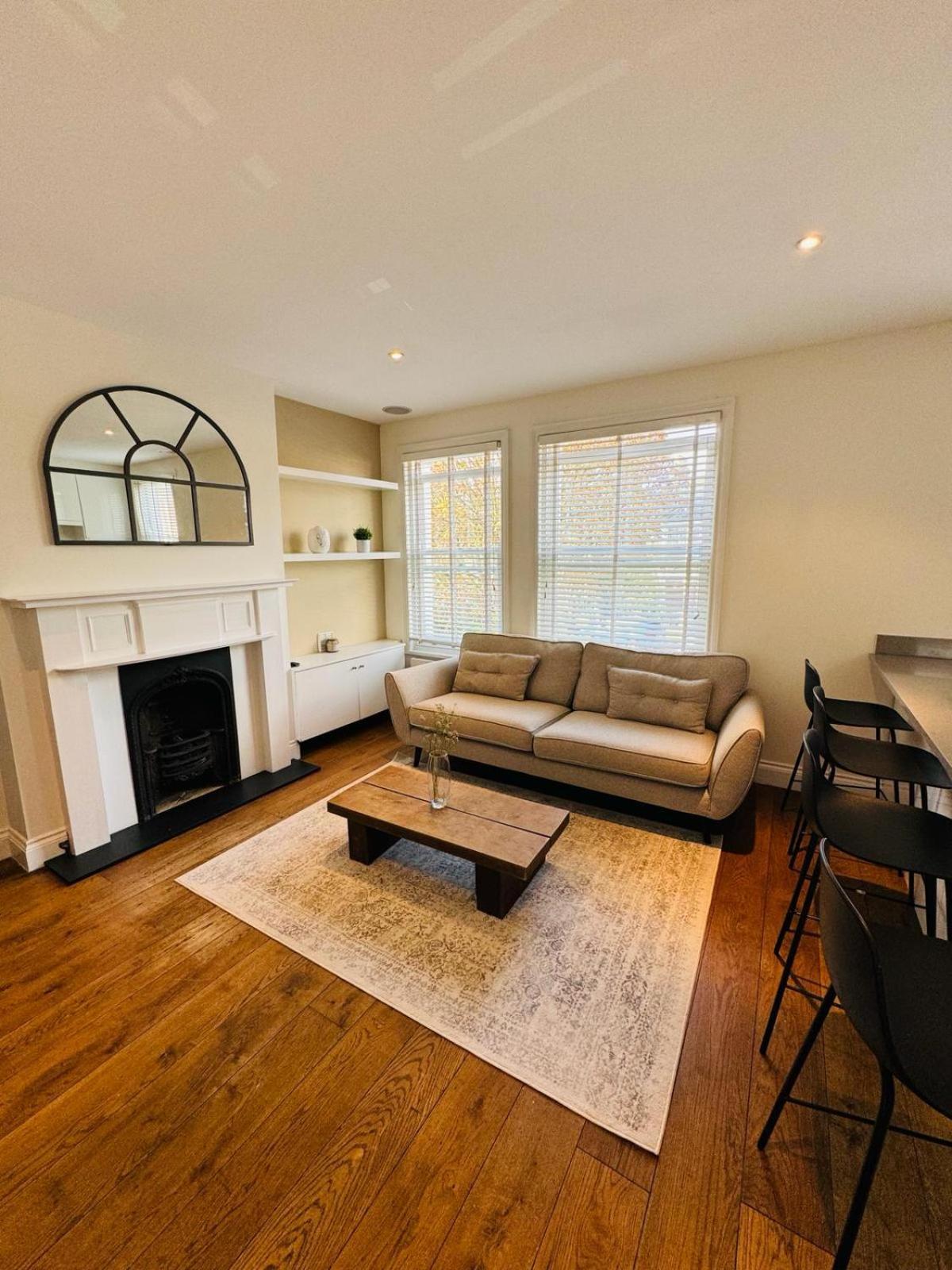 런던 Stunning Flat In Chiswick 아파트 외부 사진