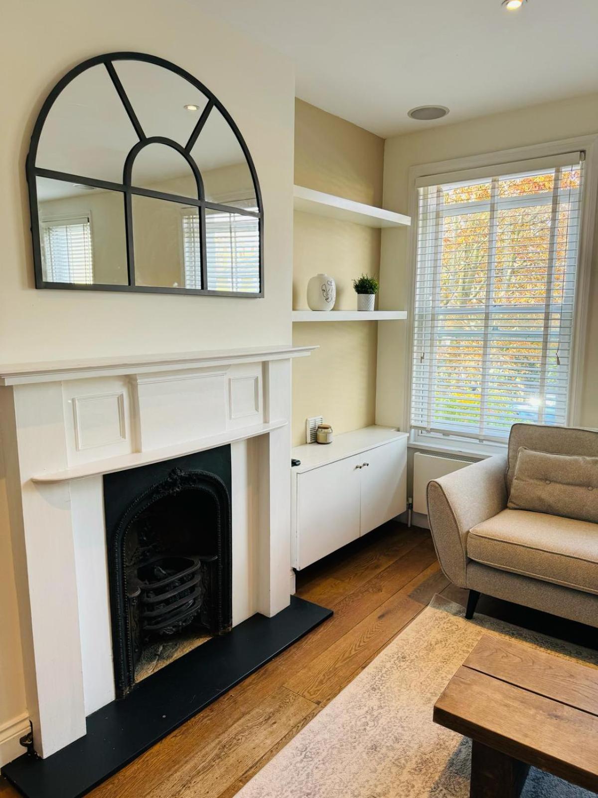 런던 Stunning Flat In Chiswick 아파트 외부 사진