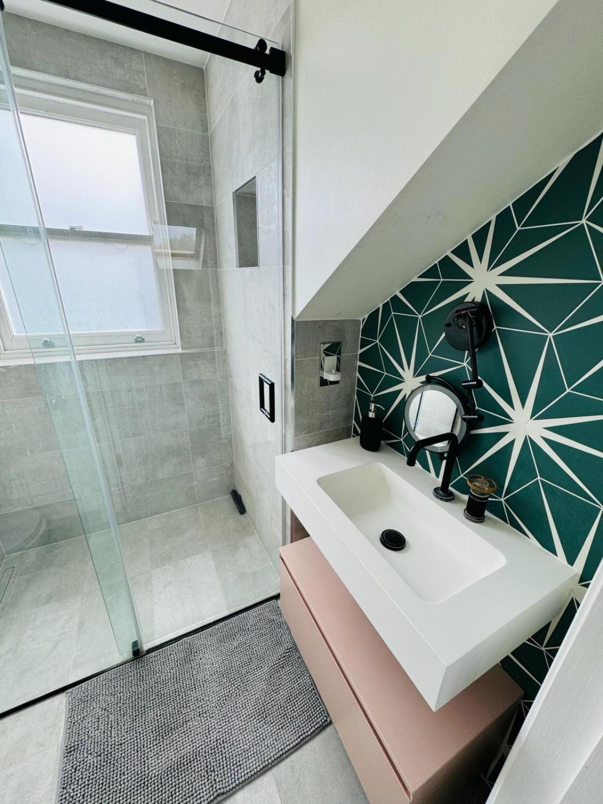 런던 Stunning Flat In Chiswick 아파트 외부 사진