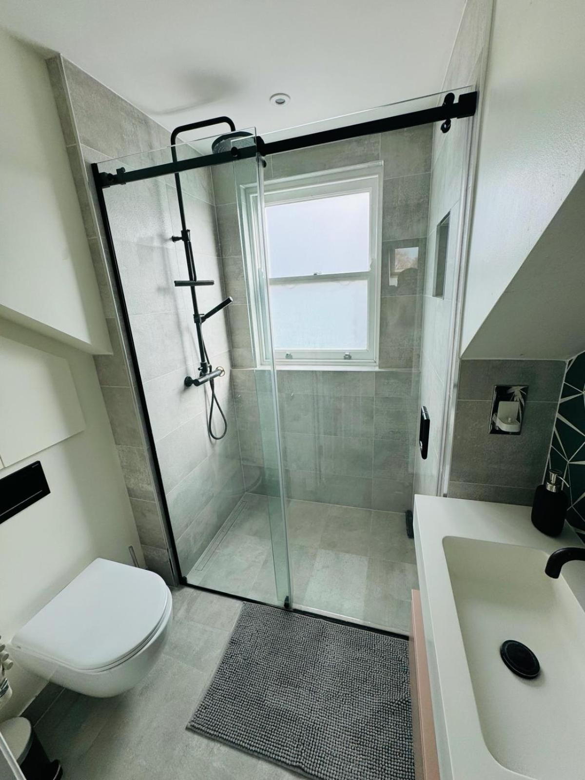 런던 Stunning Flat In Chiswick 아파트 외부 사진